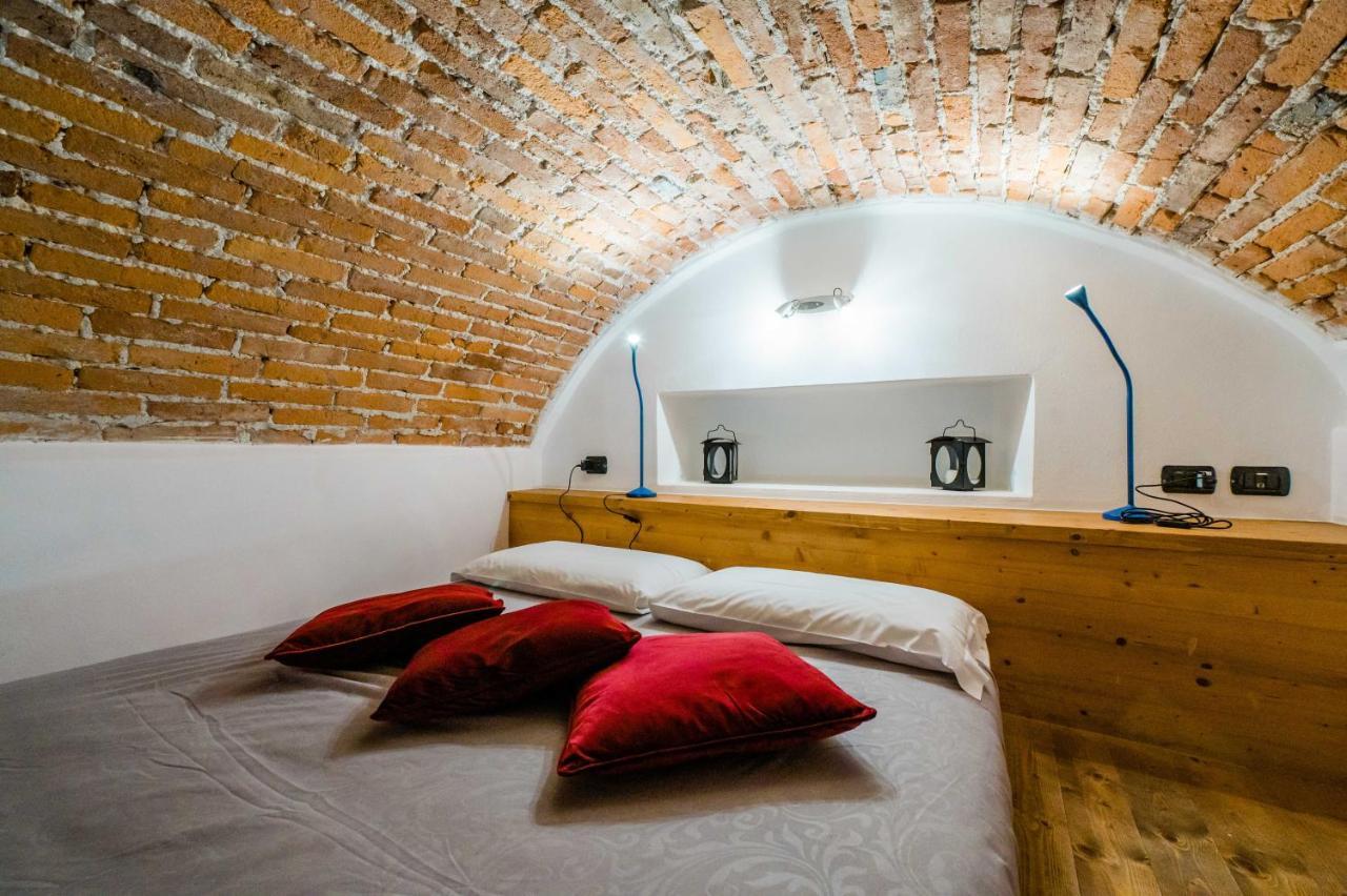 Feel - Sweet Old Town Apartment Bergamo Luaran gambar