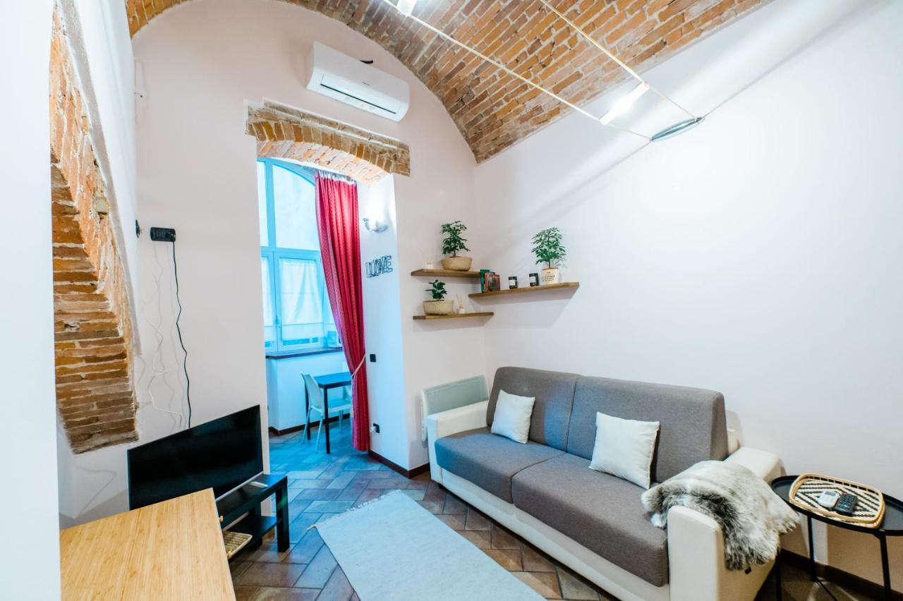 Feel - Sweet Old Town Apartment Bergamo Luaran gambar