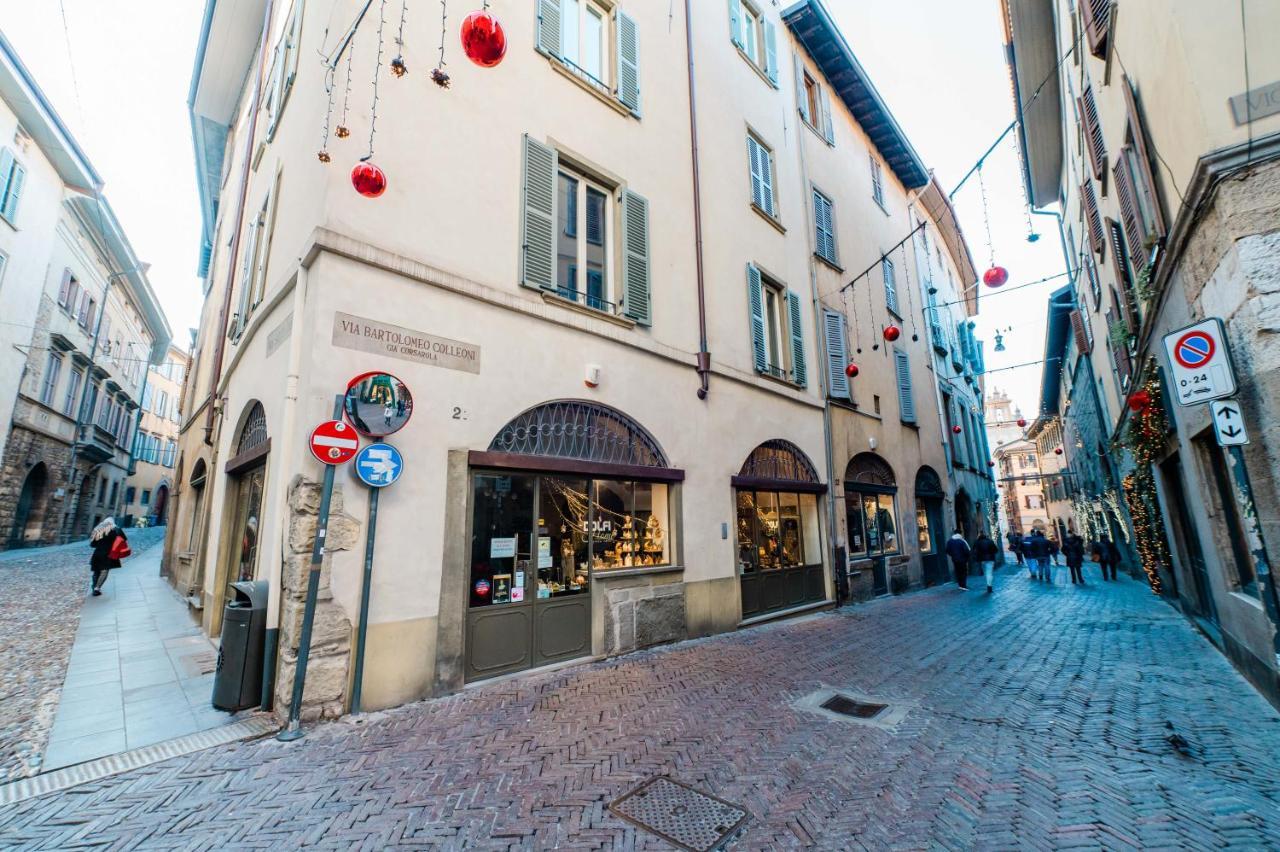 Feel - Sweet Old Town Apartment Bergamo Luaran gambar